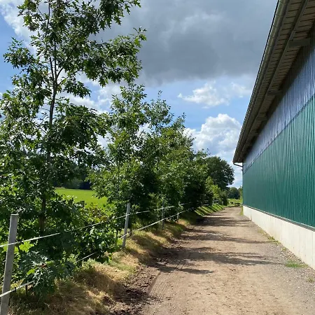 An Der Reitanlage Lägenhet